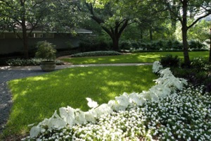 Howard Garrett yard