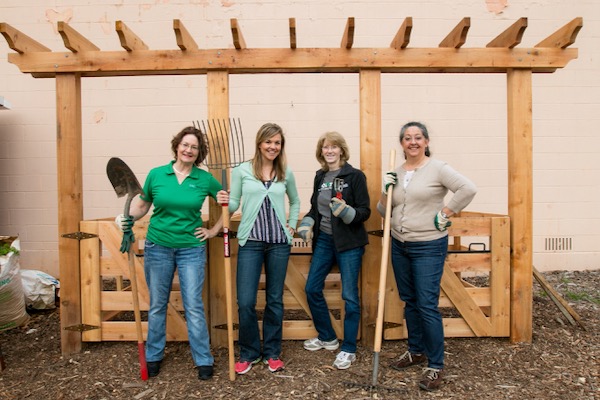 UNTHSC Community Garden leaders