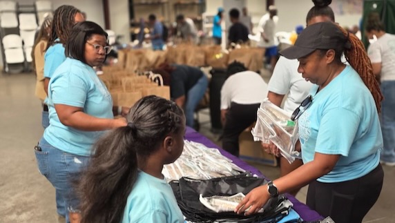 Helping Hands, Open Hearts volunteers